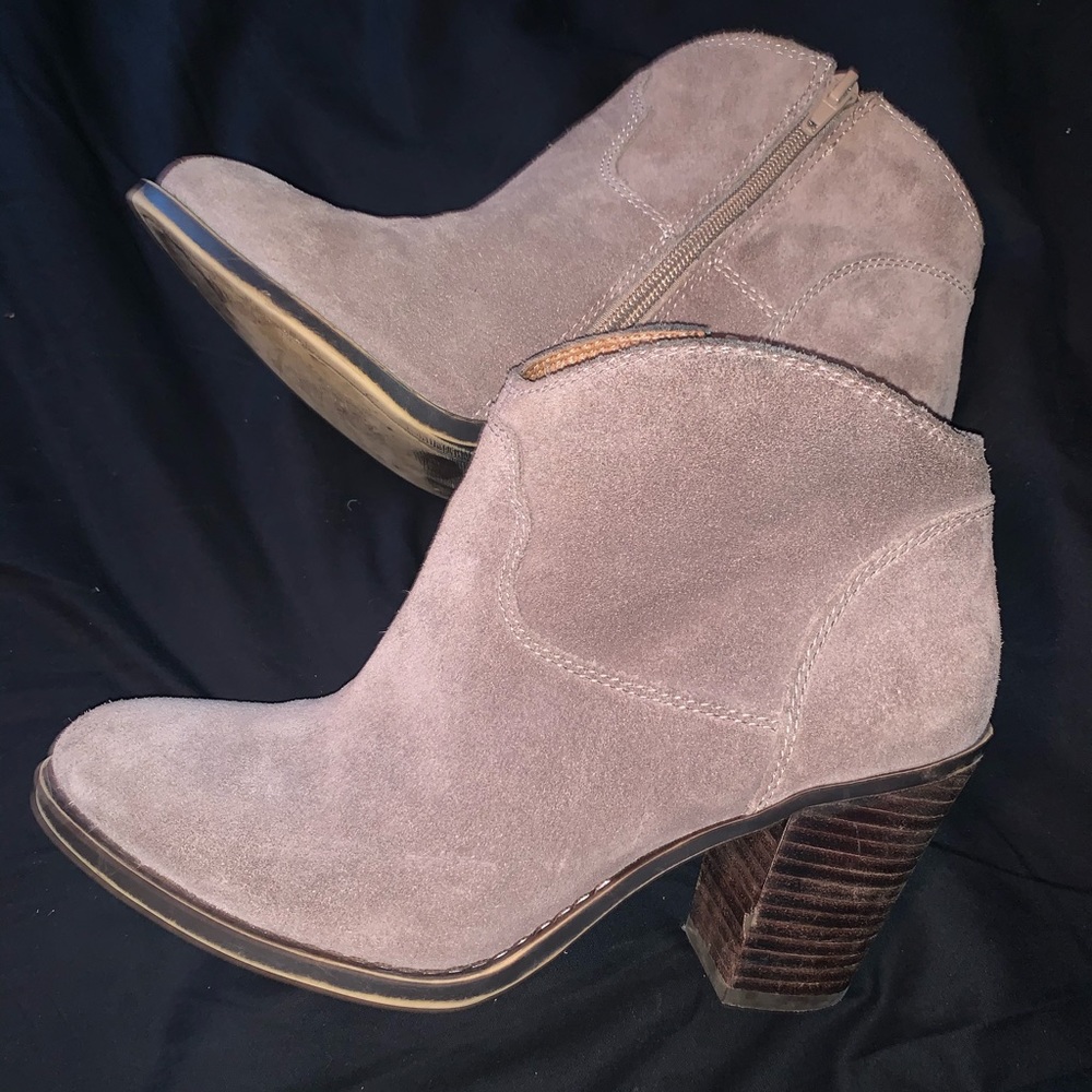 Lucky Brand Ankle Boots!